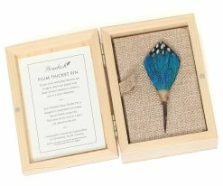 Men Twilight- Brackish Plum Thicket Feather Hat Pin